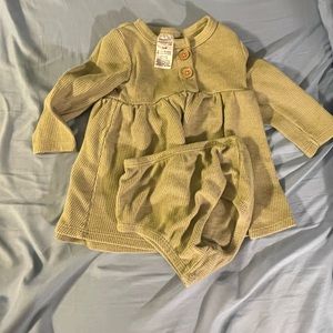 3-6 MONTH WAFFLE KNIT GREEN DRESS WITH DIAPER COVER